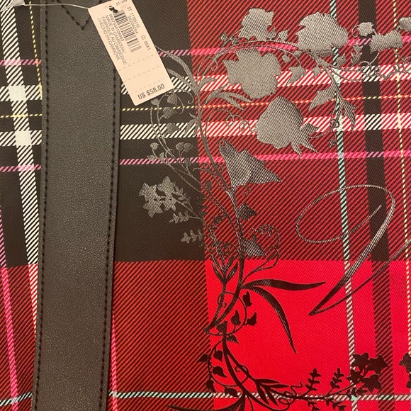 Victoria’s secret red plaid tote NWT - Picture 7 of 8